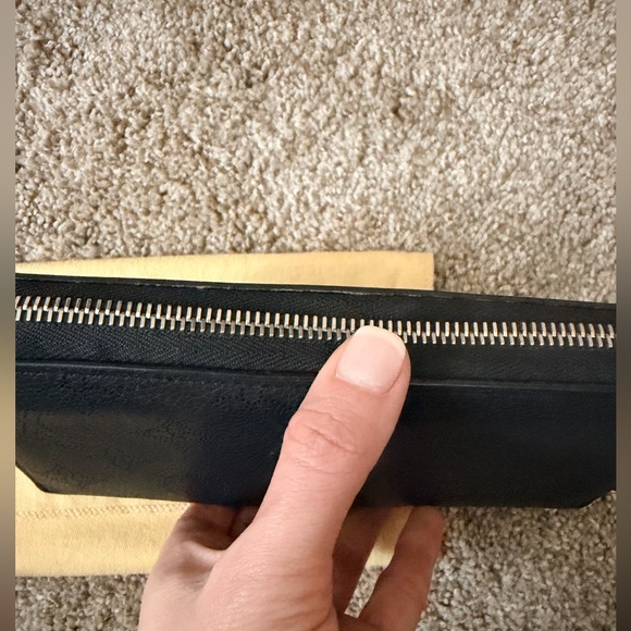 Louis Vuitton Mahina Black Monogram Zip Wallet - Picture 3 of 7